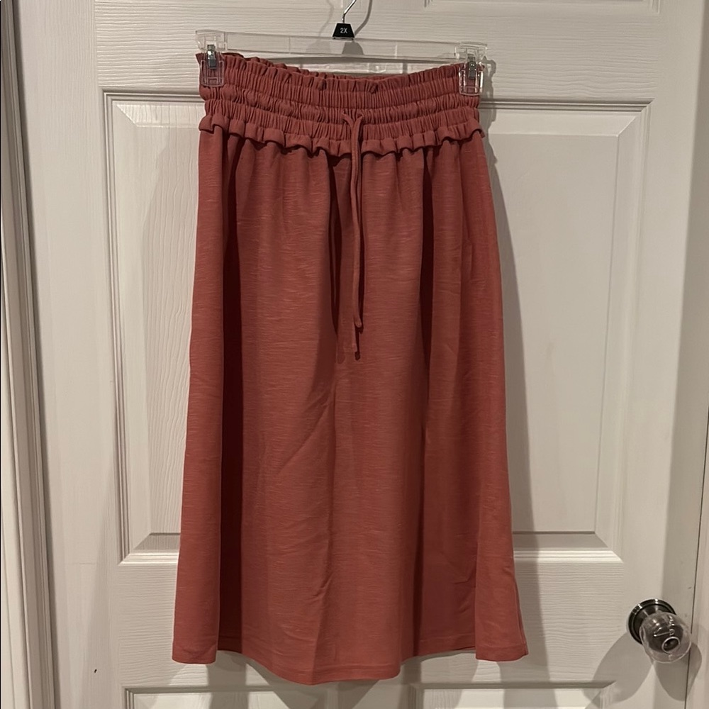 Like New! Women's Salmon,Pink Skirt